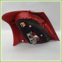 Fanale Fanalino Posteriore Destro DX KOITO 52-143 TOYOTA YARIS 815510D110 Usato