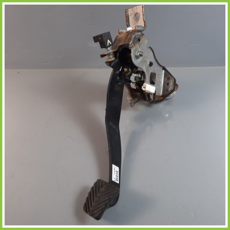 Pedale Pedaliera KIA SPORTAGE 3a Serie 1.7 328022S050 2010 2014