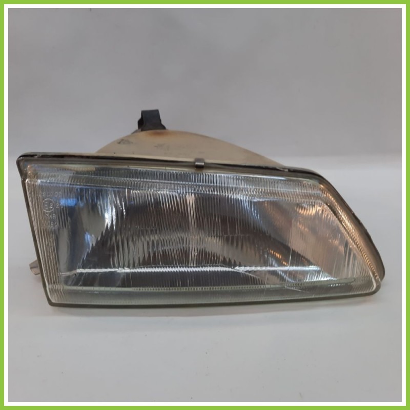 Faro Fanale Proiettore Anteriore Destro DX VALEO 0290705 PEUGEOT 106 6205C7 Usato