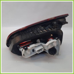 Fanale Fanalino Posteriore Sinistro SX VALEO 90052126A VOLKSWAGEN GOLF 5G0945093AC Usato