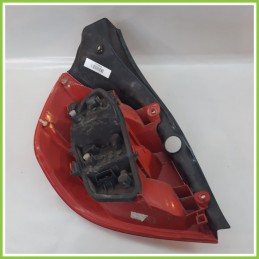 Fanale Fanalino Posteriore Destro DX VALEO RENAULT CLIO 3a Serie 8200459960 Usato