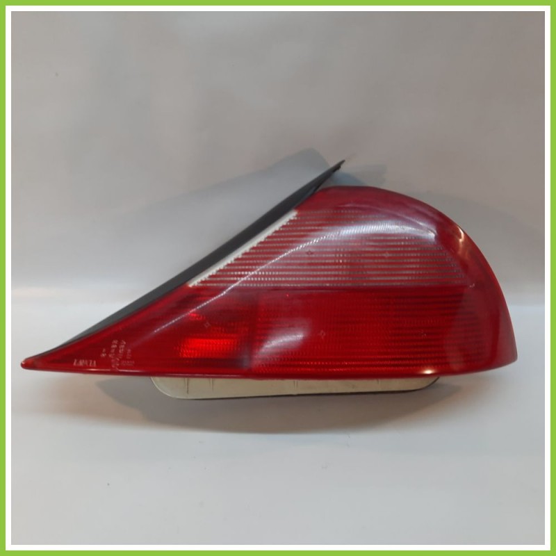 Fanale Fanalino Posteriore Destro DX LANCIA Y 46408285 Usato