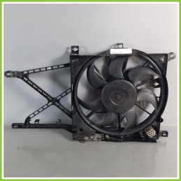 Elettroventola Radiatore Motore BOSCH 0130303966 OPEL ASTRA A04 1.6 16V 3205941 Z16XEP 2004 2011