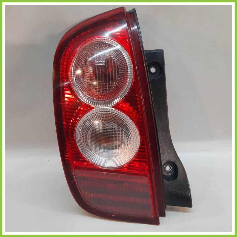 Fanale Fanalino Posteriore Sinistro SX VALEO NISSAN MICRA K12E 26555AX720 Usato
