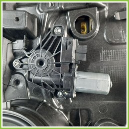Alzacristalli Alzavetro Elettrico Posteriore Destro DX MERCEDES-BENZ Classe GLA X156 A1767304400 2017 2020 BROSE BCRX156P