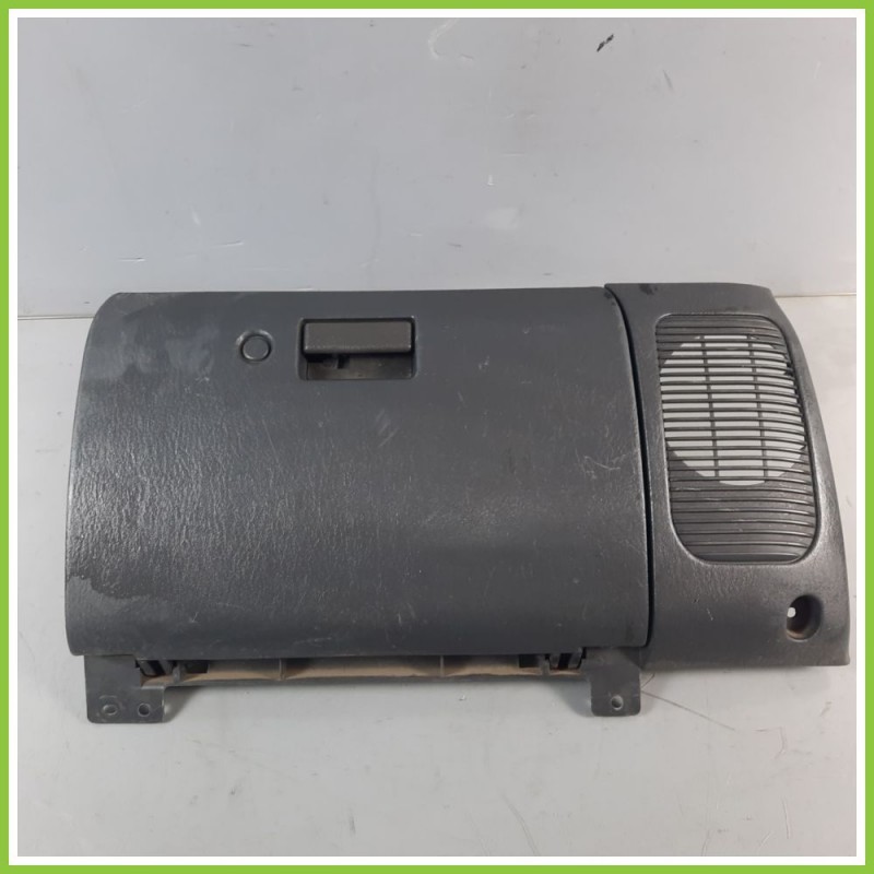 Cassetto Portaoggetti Cruscotto Destro DX MITSUBISHI L200 2.5 MR117600 1996 2004