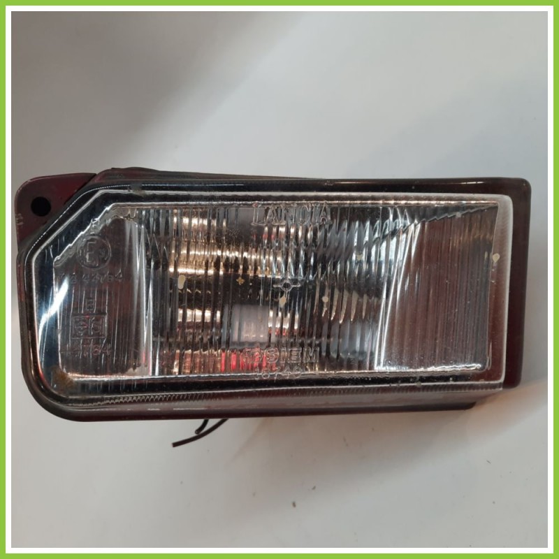 Faro Fanale Fendinebbia Anteriore Destro DX LANCIA DEDRA 82451842 Usato