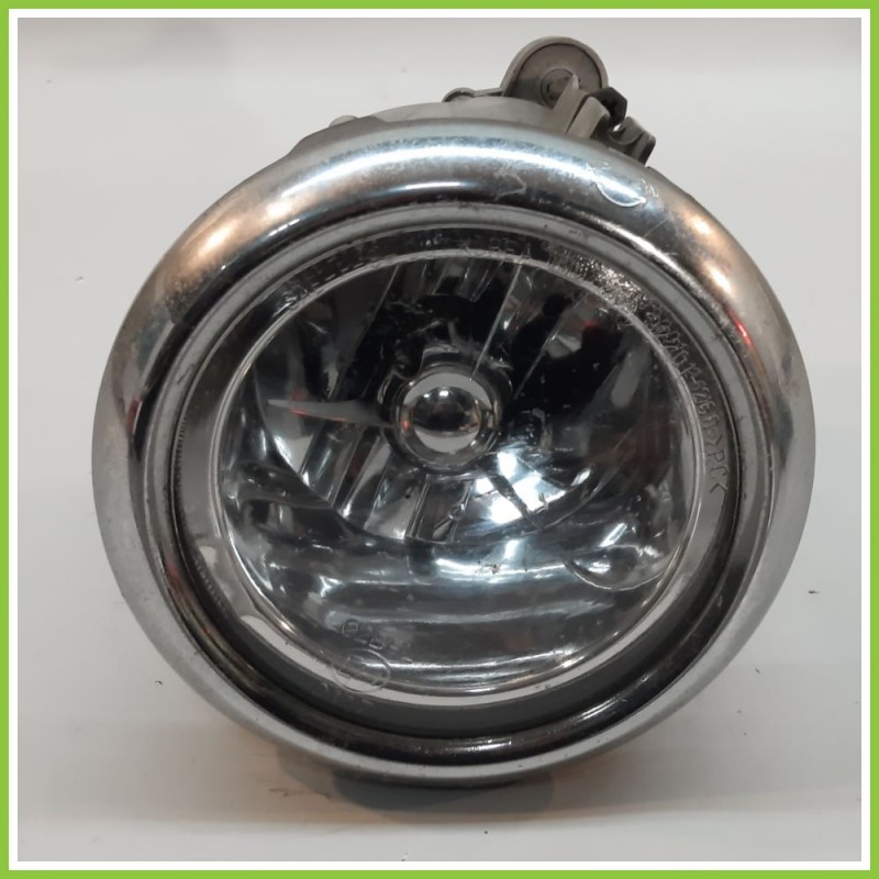 Faro Fanale Fendinebbia Anteriore Destro DX HYUNDAI SANTA FE 1a Serie 9220126001 Usato
