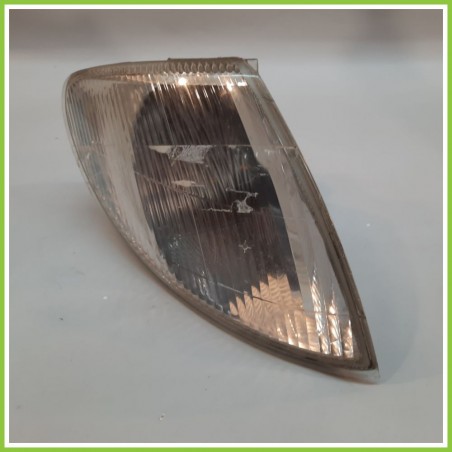 Freccia Laterale Destro DX VALEO 88201095 RENAULT MEGANE 1a Serie 7700831467 Originale Usato