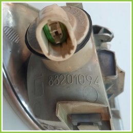 Freccia Laterale Sinistro SX VALEO 88201094 RENAULT MEGANE 1a Serie 7700831466 Originale Usato