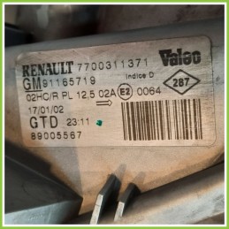Faro Fanale Proiettore Anteriore Sinistro SX VALEO 89005567 RENAULT TRAFIC 7700311371 Usato