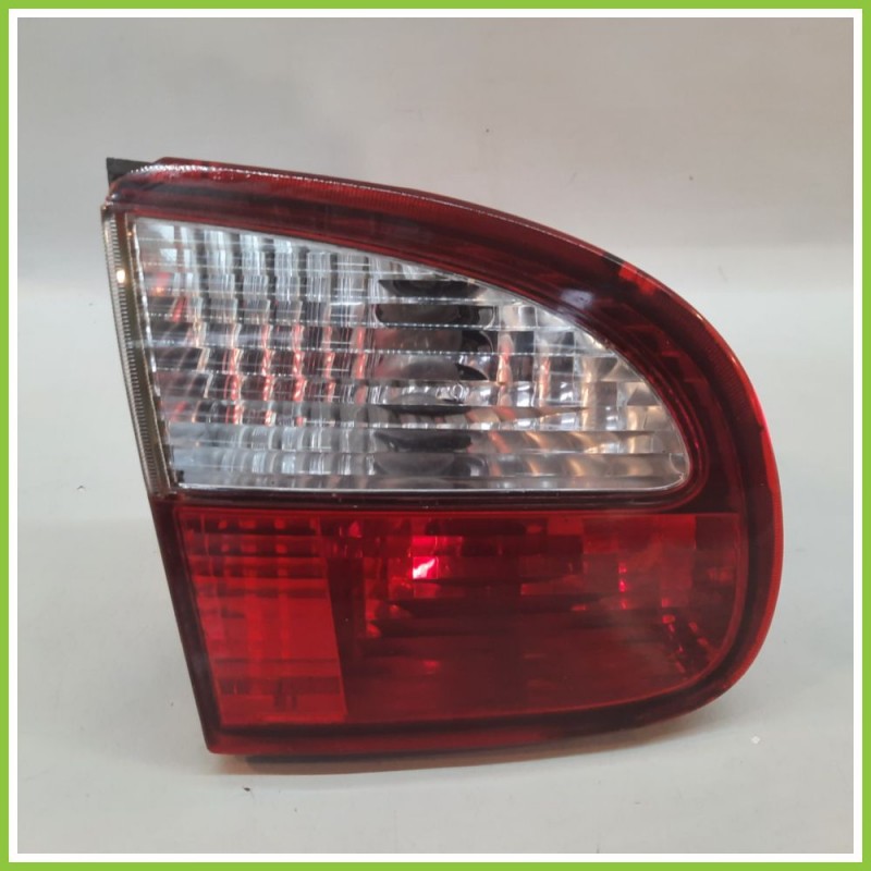 Fanale Fanalino Posteriore Sinistro SX CHEVROLET (DAEWOO) LANOS T100 96500243 Usato