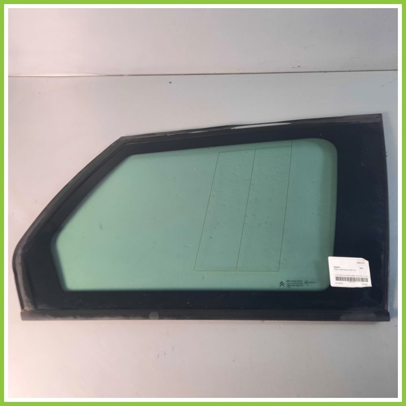 Cristallo Laterale Fisso Posteriore Destro DX CITROEN C4 PICASSO 5 Porte 8569PK 2006 2013 SAINT-GOBAIN