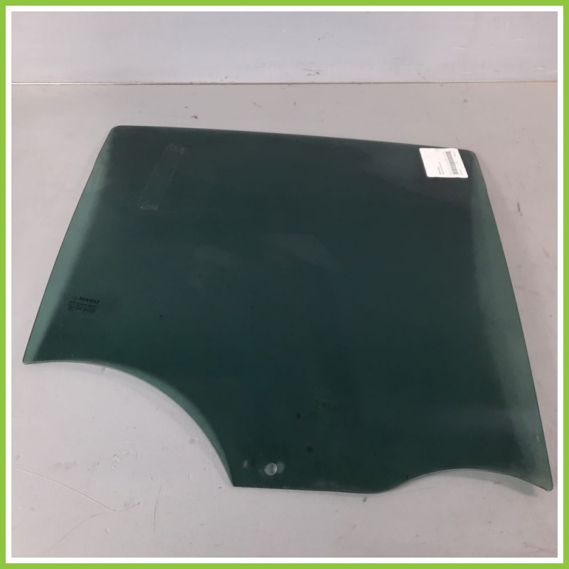 Cristallo Laterale Scendente Posteriore Destro DX RENAULT CLIO 3a Serie 5 Porte 8200427644 2009 2013 SAINT-GOBAIN