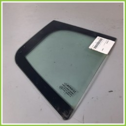 Cristallo Laterale Fisso Posteriore Destro DX RENAULT MEGANE 3a Serie 5 Porte 833060008R 2012 2014 SAINT-GOBAIN