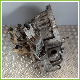 Cambio Manuale RENAULT SCENIC 2a Serie 1.9 dCi F9QB8 Originale Usato