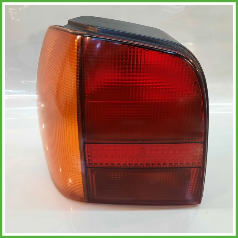 Fanale Fanalino Posteriore Sinistro SX HELLA VOLKSWAGEN POLO 3a Serie 6N0945095 Usato