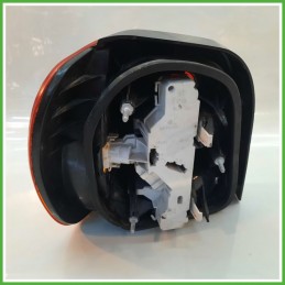 Fanale Fanalino Posteriore Destro DX HELLA VOLKSWAGEN POLO 3a Serie 6N0945096 Usato