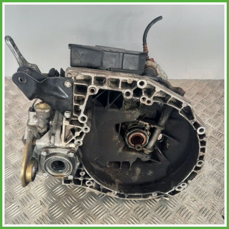 Cambio Manuale ALFA ROMEO 164 AR64103 Originale Usato