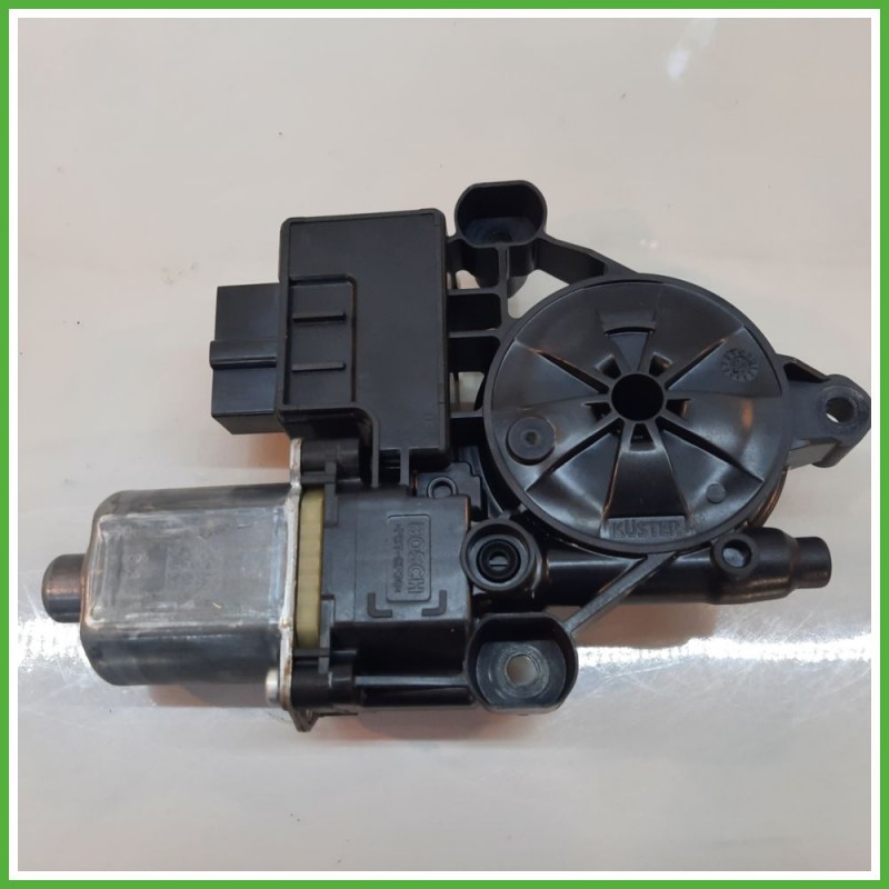 Motorino Alzavetro Posteriore Destro DX SEAT LEON 5 Porte 5Q0959812E 2012 2017 BOSCH 0130622724
