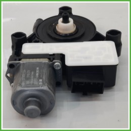 Motorino Alzavetro Posteriore Destro DX SEAT LEON 5 Porte 5Q0959812E 2012 2017 BOSCH 0130622724