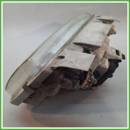 Faro Fanale Proiettore Anteriore Destro DX HELLA VOLKSWAGEN POLO 3a Serie 96249600 Usato