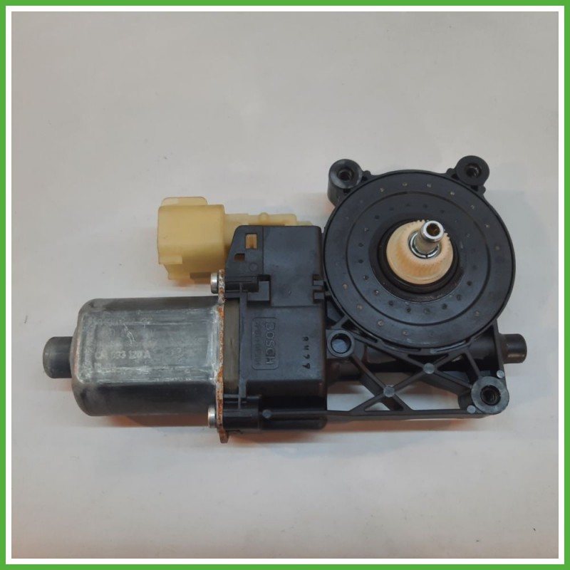 Motorino Alzavetro Anteriore Destro DX FORD KUGA 5 Porte 2138688 2012 2016 BOSCH 0130822733