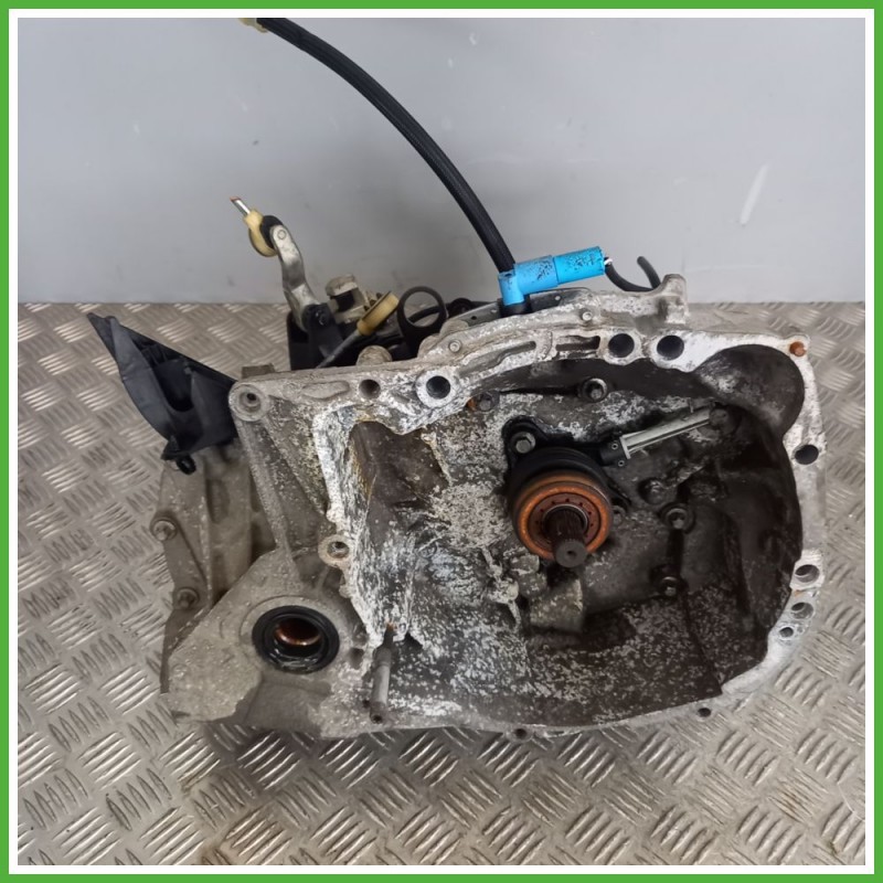 Cambio Manuale RENAULT CLIO 3a Serie 1.2 16V D4FD7 Originale Usato