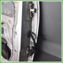 Porta Portiera Sportello Posteriore Sinistra SX GRIGIO CHIARO MITSUBISHI COLT 7a Serie Berlina 2004 2009 Originale Usato