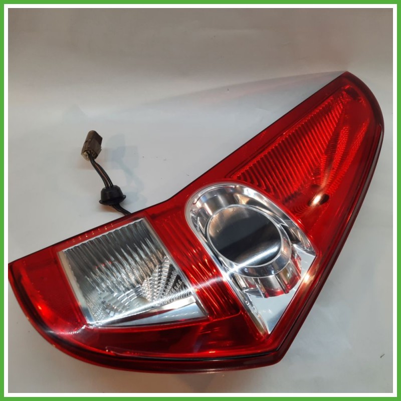 Fanale Fanalino Posteriore Destro DX VALEO 879071608 SUZUKI SPLASH 3565051K00 Usato