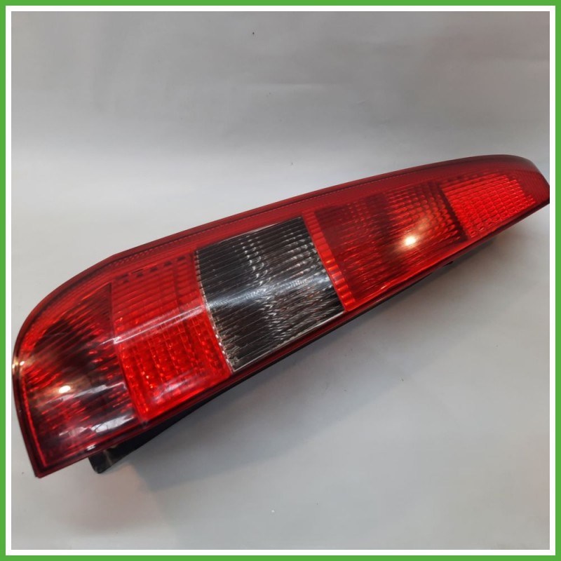 Fanale Fanalino Posteriore Sinistro SX VALEO FORD FIESTA CBK 2S6113A603B Usato