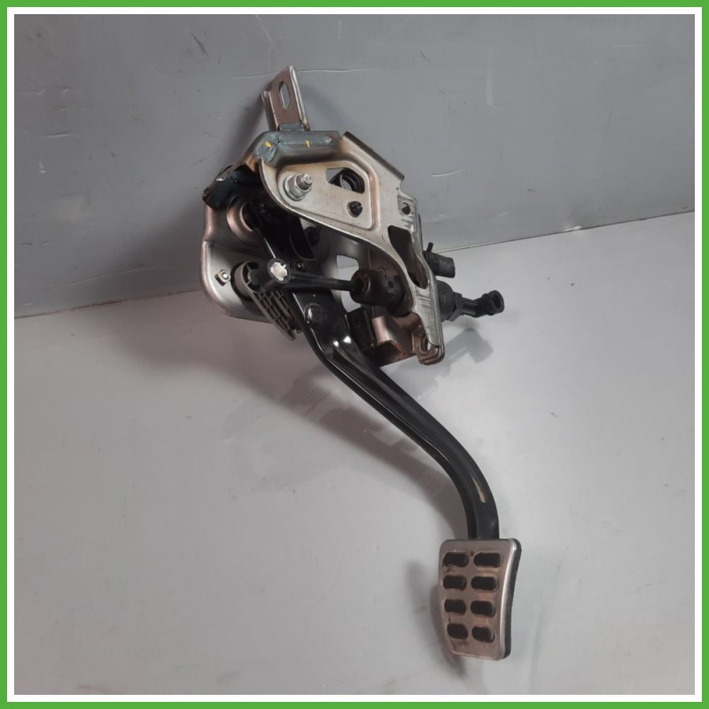 Pedale Pedaliera KIA RIO 3a Serie 1.4 32700H8110 2015 2017
