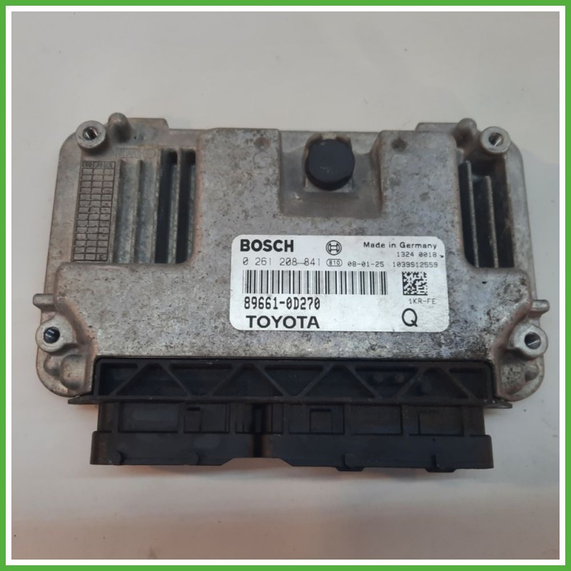 Centralina Motore Iniezione ECU BOSCH 0261208841 TOYOTA YARIS 1.0 12V 51kw 89661-0D270 2005 2012