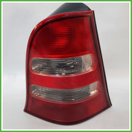 Fanale Fanalino Posteriore Destro DX ULO 3320R MERCEDES-BENZ Classe A W168 A1688202864 Usato