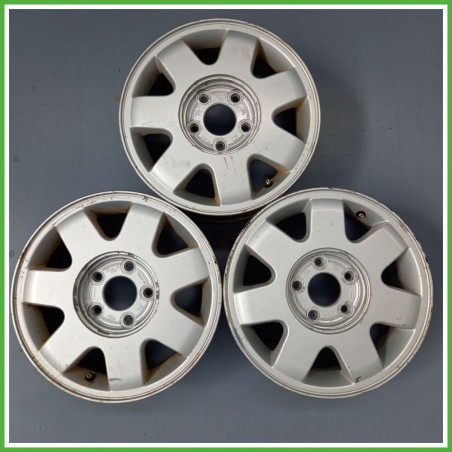 Cerchio Singolo in Lega KIA CARNIVAL 1a Serie (dal 04/1999 al 12/2006) 15 pollici 15" 6.0J 5x114 ET 50 originale usato al pz