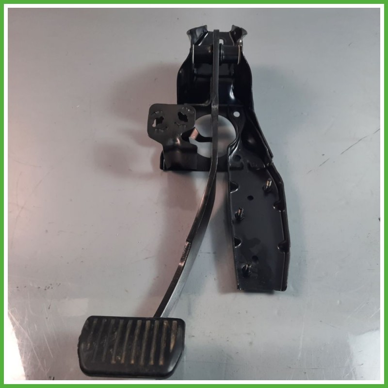 Pedale Pedaliera LAND ROVER FREELANDER 2.2 LR019973 2006 2015