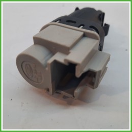 Sensore INTERRUTTORE LUCE ARRESTO POSTERIORE LAND ROVER FREELANDER 5 Porte LR032956 2006 2015