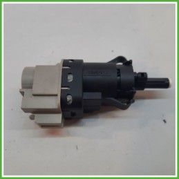 Sensore INTERRUTTORE LUCE ARRESTO POSTERIORE LAND ROVER FREELANDER 5 Porte LR032956 2006 2015