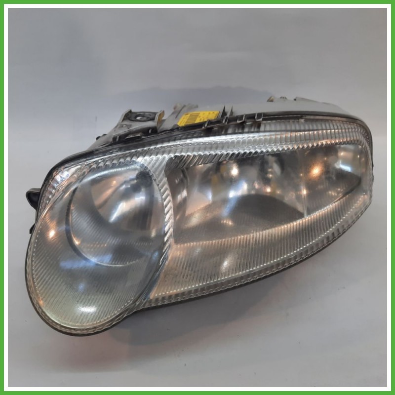 Faro Fanale Proiettore Anteriore Sinistro SX AUTOMOTIVE LIGHTING 0301186201 ALFA ROMEO 147 W8 468261960 Usato