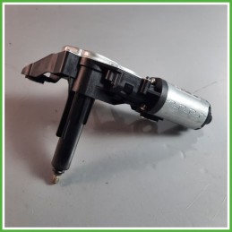 Tergi Lunotto LAND ROVER FREELANDER 2.2 LR033226 2006 2015 VALEO W000041726