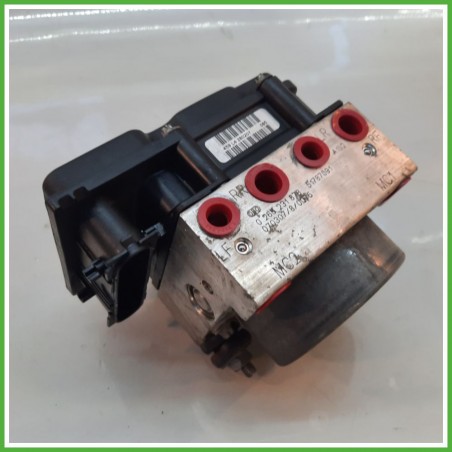 Centralina ABS Modulo Pompa BOSCH 0265800598 0265231878 FIAT GRANDE PUNTO 2Y Originale Usato