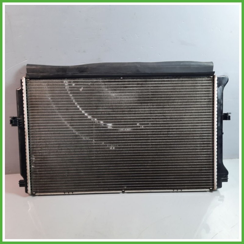 Radiatore Motore SKODA OCTAVIA 5E 2.0 TDI 5Q0121251GD CRM 2016 2019