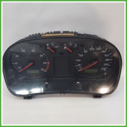Quadro strumenti contachilometri tachimetro VDO 110.009.916/022 VOLKSWAGEN GOLF 1J 1.4 16V 1J0919861