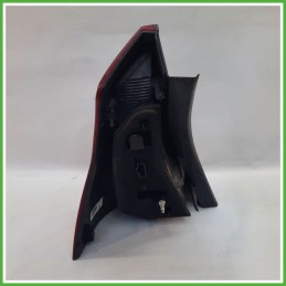 Fanale Fanalino Posteriore Destro DX DACIA SANDERO 8200734824 Usato