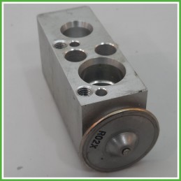 Valvola di espansione evaporatore BMW Serie 1 5P F40 5 Porte 64116845415 2019 BMW R02X