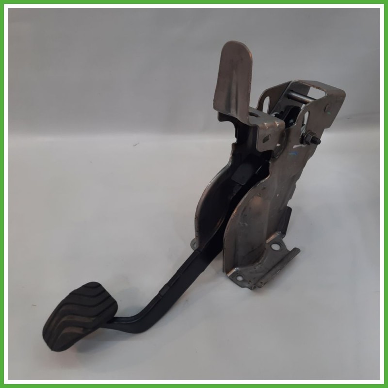 Pedale Pedaliera DACIA SANDERO 3a serie 465016808R 2020