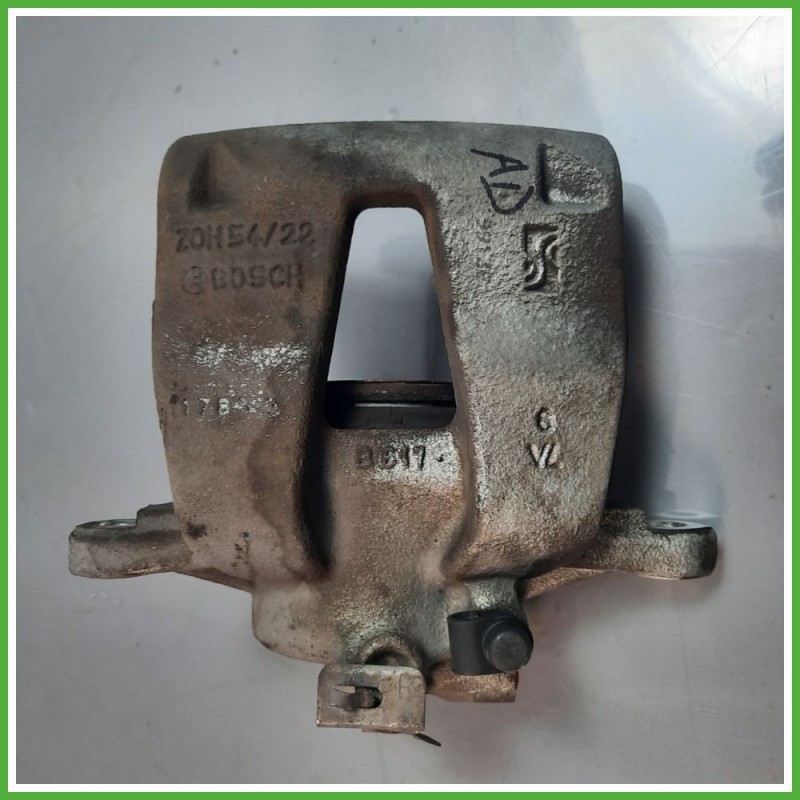 Pinze Freno Anteriore Destro DX FIAT 500 3P 1.3 16V MJT 77365544 2007 2015 BOSCH ZOH54/22