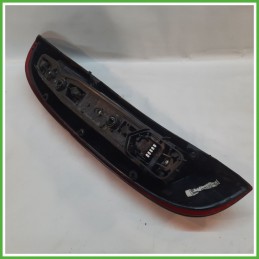 Fanale Fanalino Posteriore Destro DX VALEO 89302181 OPEL CORSA X01 09114337 Usato