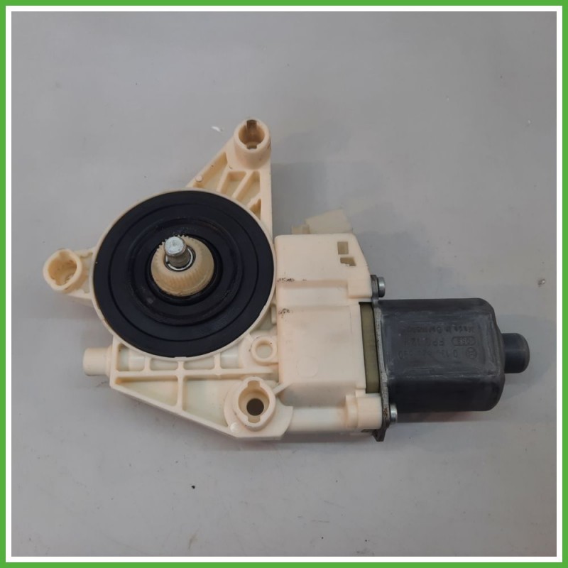 Motorino Alzavetro Anteriore Sinistro SX MERCEDES-BENZ Classe A W176 5 Porte A2469065100 2012 2015 BROSE 933865-101