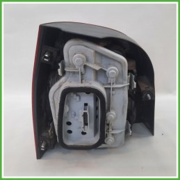 Fanale Fanalino Posteriore Destro DX YORKA 62409 VOLKSWAGEN POLO 9N 6Q6945096G Usato